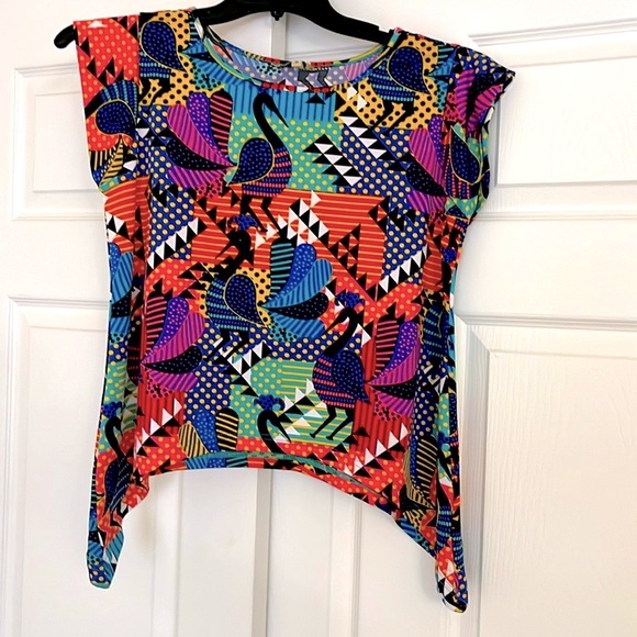 Tops - Beautiful Medium Top